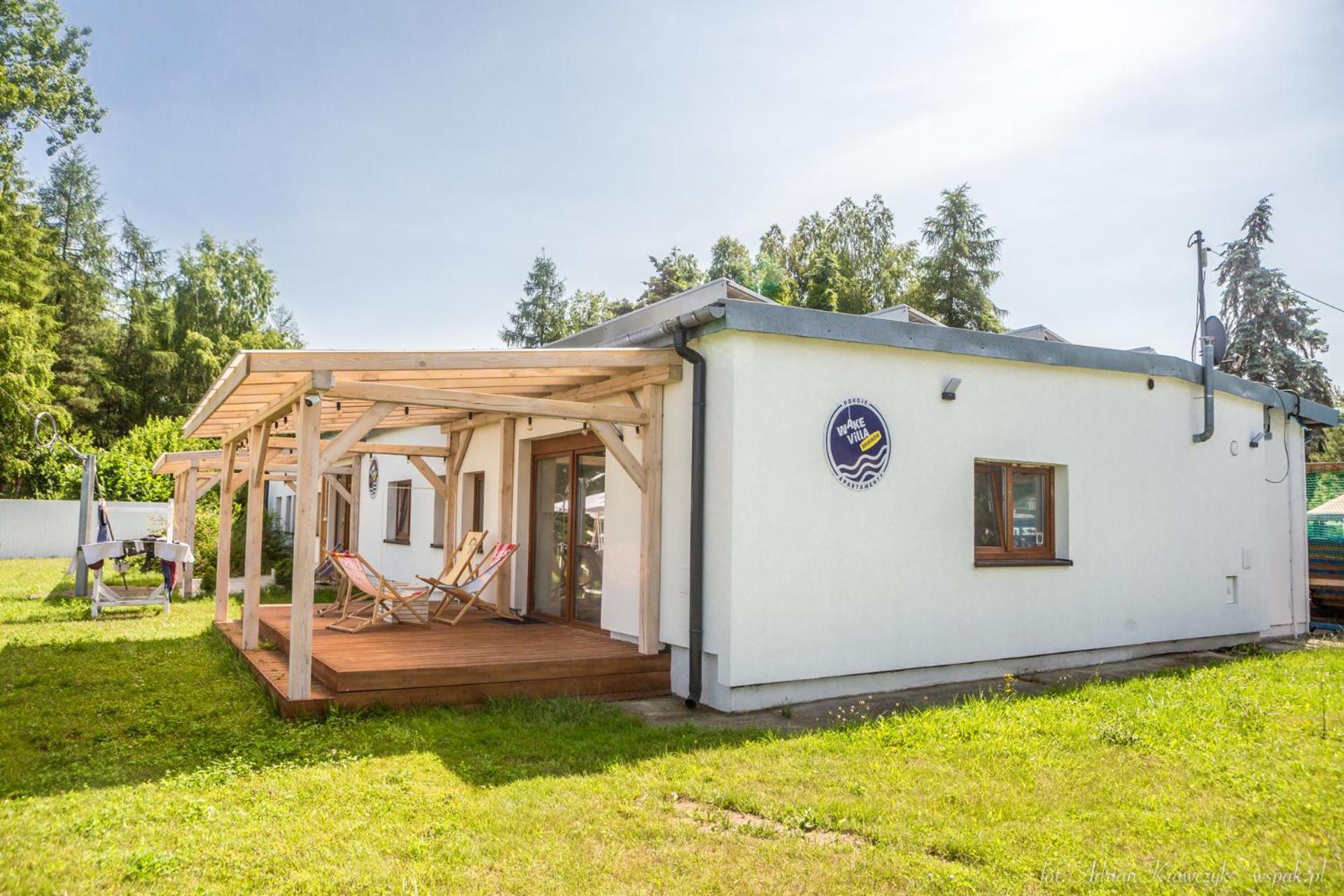 Wake Villa Brwinow Dış mekan fotoğraf