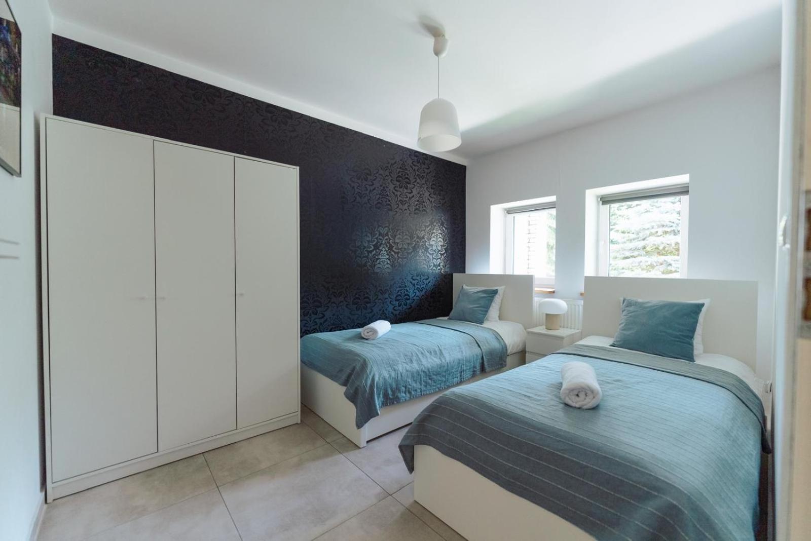 Wake Villa Brwinow Dış mekan fotoğraf
