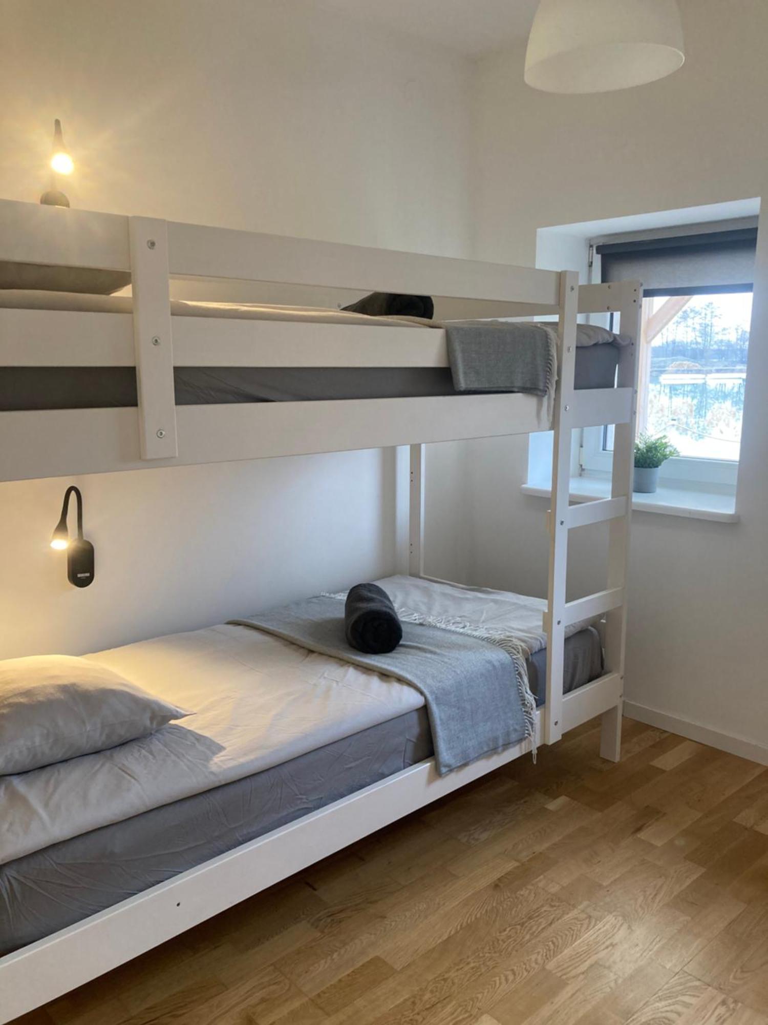 Wake Villa Brwinow Dış mekan fotoğraf