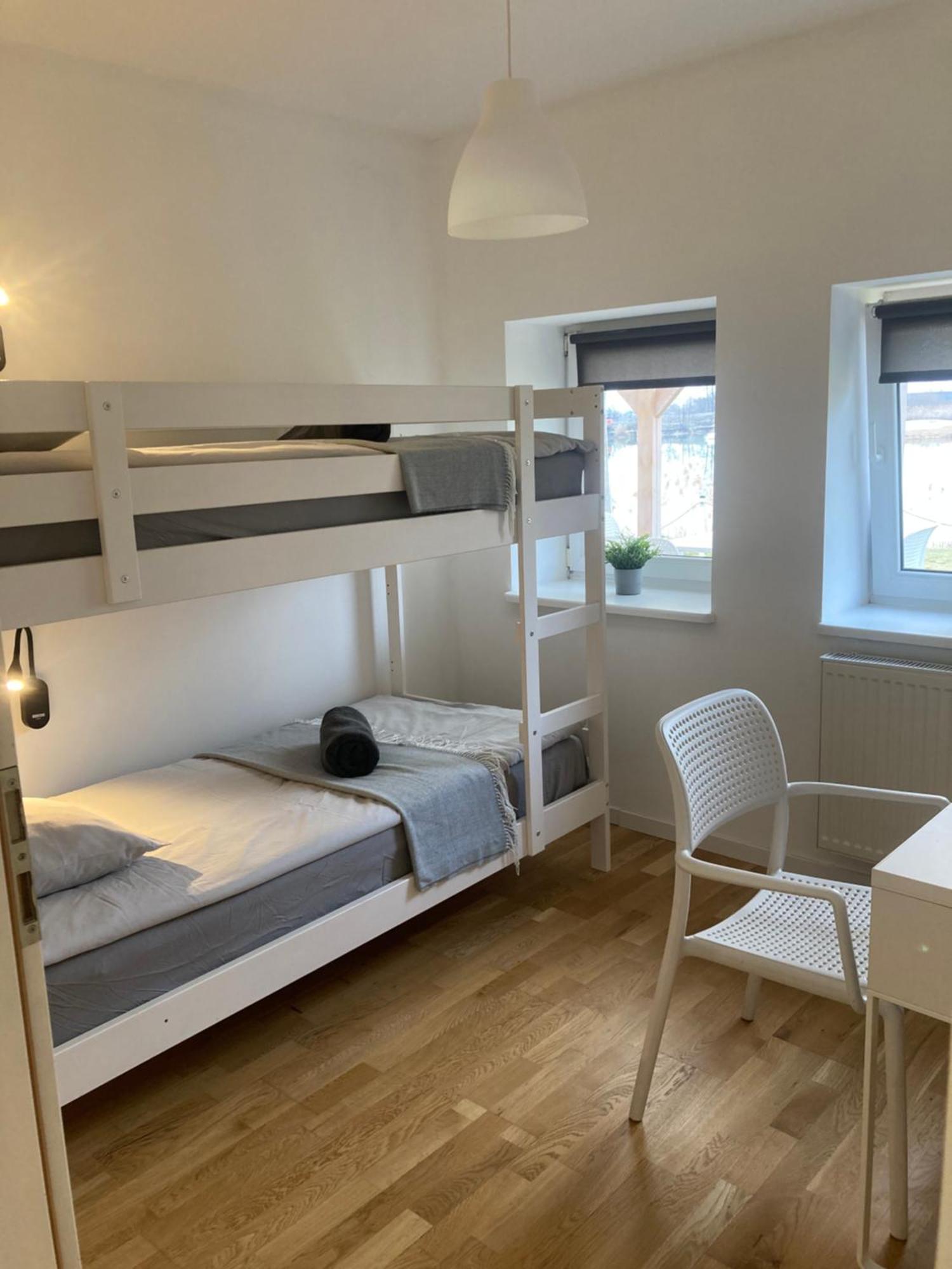 Wake Villa Brwinow Dış mekan fotoğraf